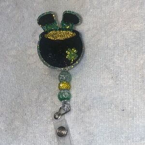 Green and Gold Pot of Gold Badge Reel